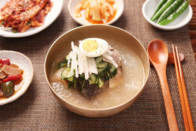 고향집칼국수.재바우, 별자리 