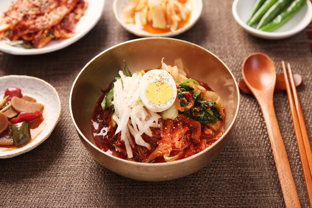 고향집칼국수.재바우, 별자리 